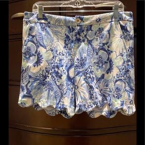 Lilly Pulitzer Shorts Sz 8